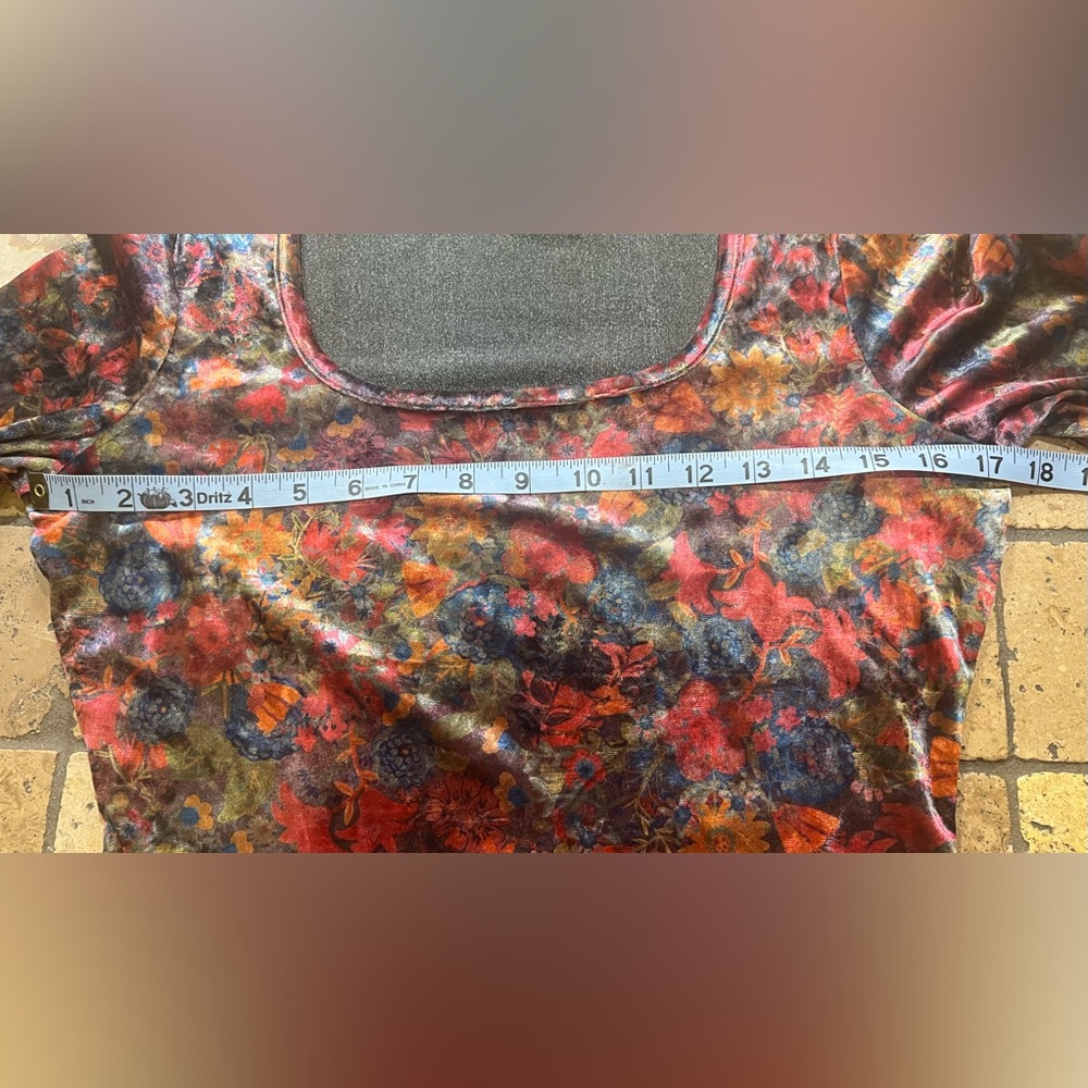 Natural Life Velvet Floral Boho Top Tagged M Fits XS Small - Picture 4 of 9